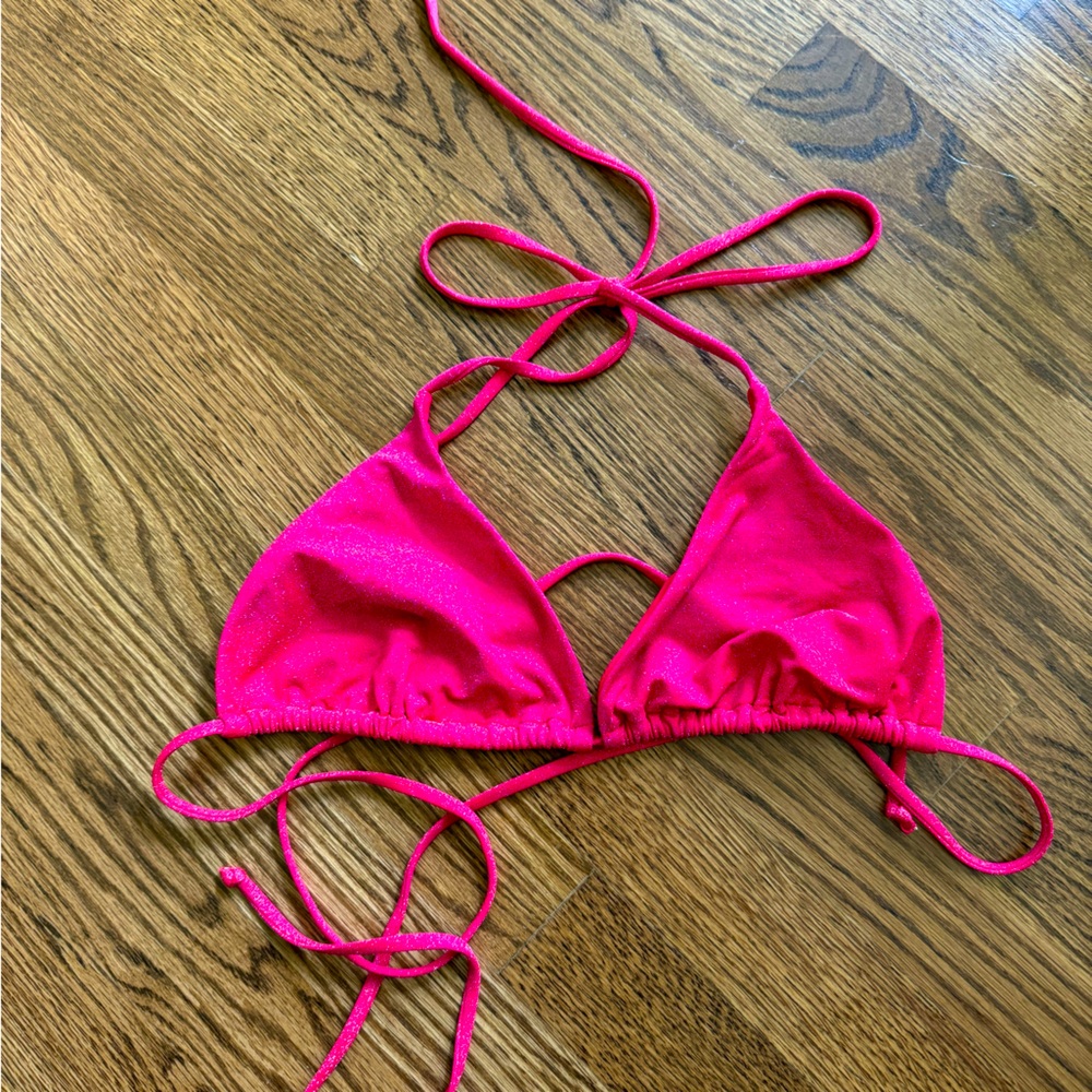 NWOT White Fox L Bikini Top